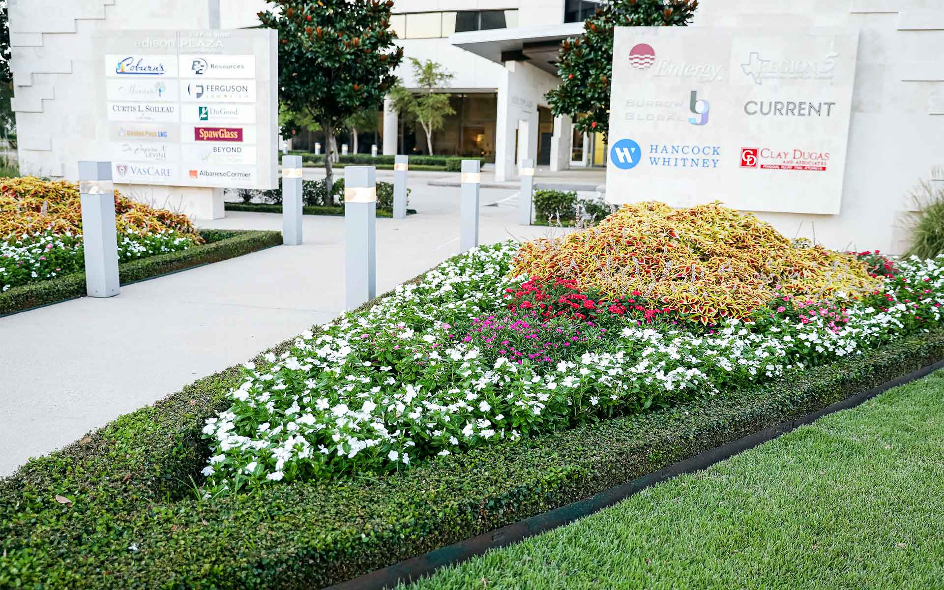 Mont Belvieu, TX Commercial Landscaping Companies