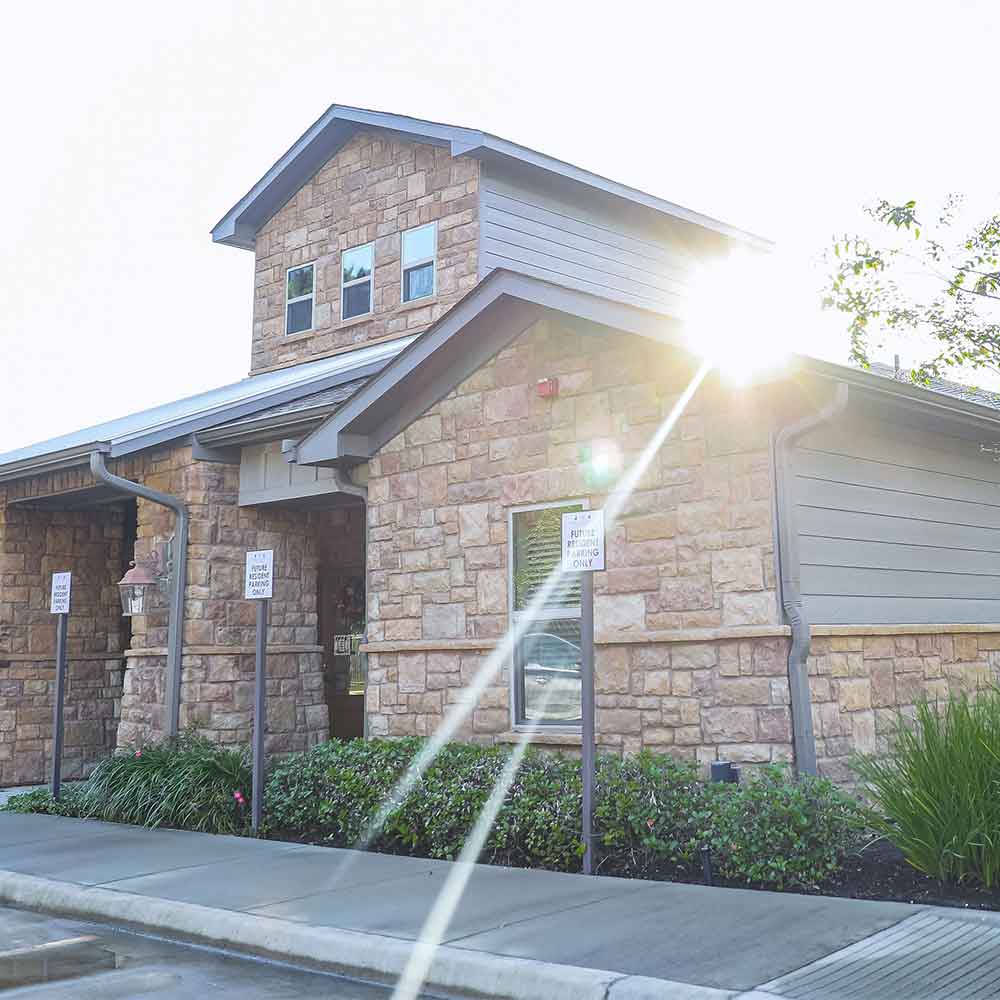 Mont Belvieu, TX Commercial Landscaping Companies